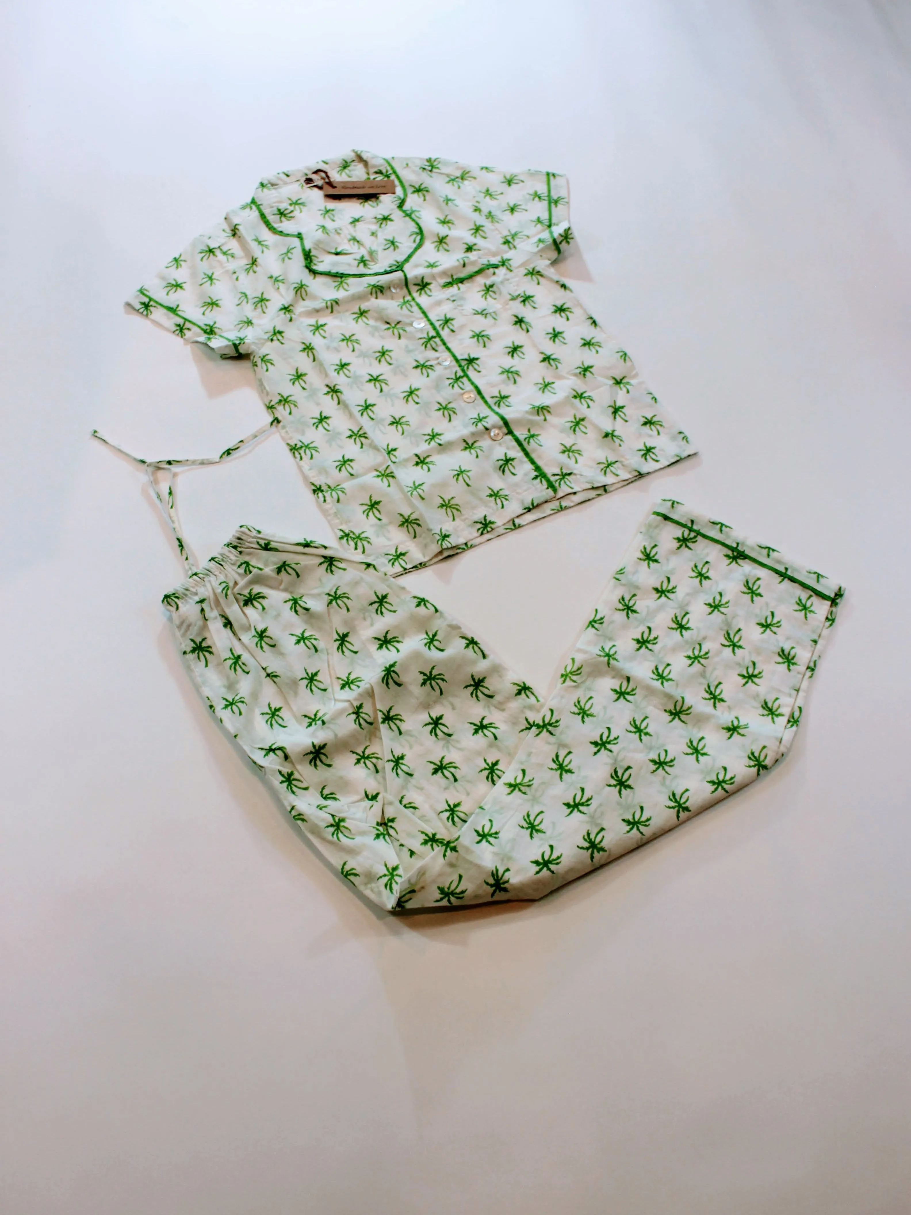 Women PJ: Green Palm